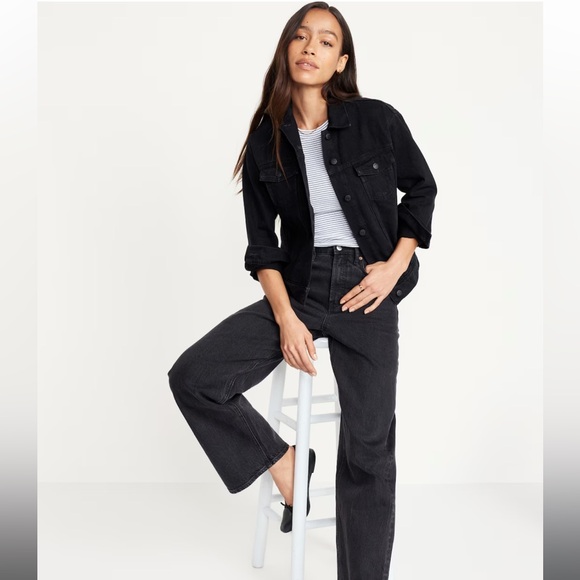 Classic Black Denim Jacket - Picture 2 of 3